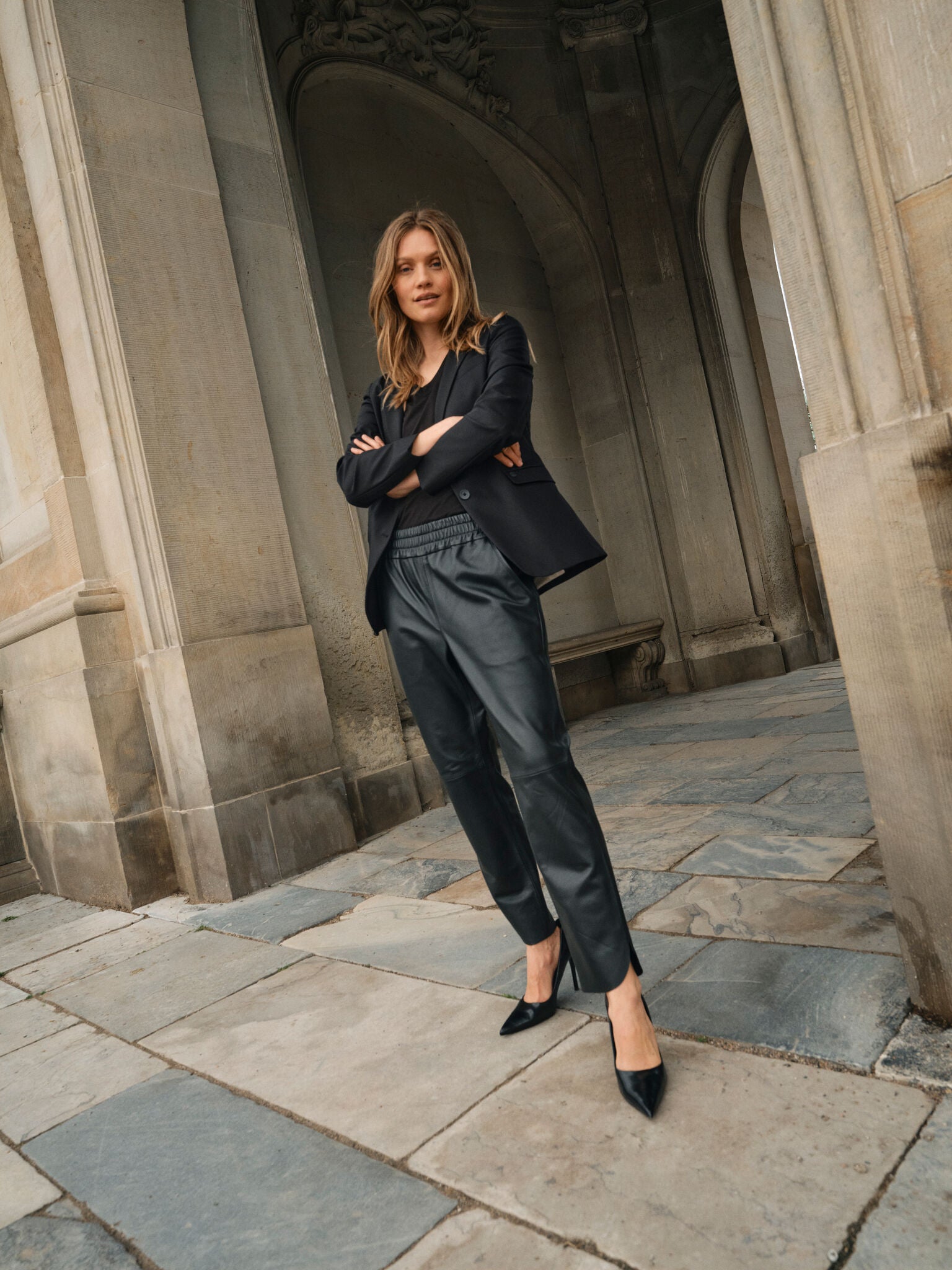 Modelshot / Black / Detail